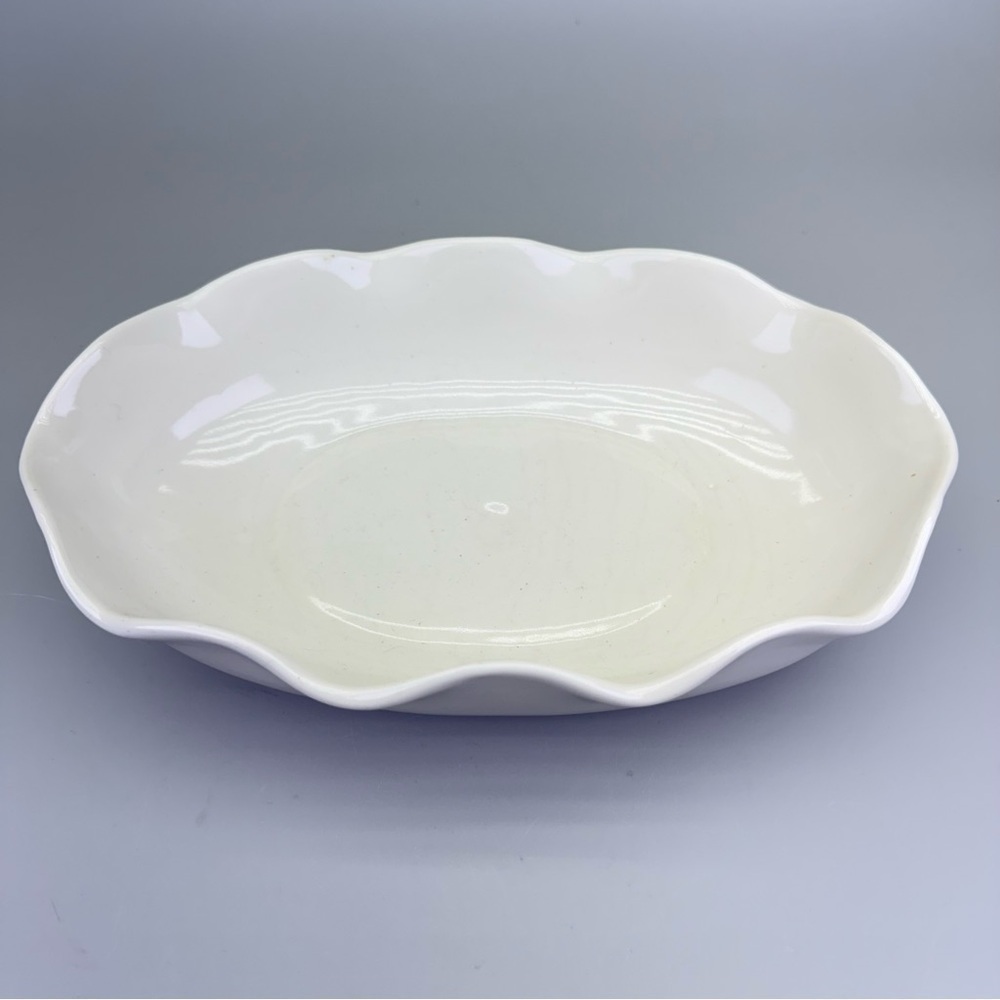 Vintage Abingdon Pottery Serving Bowl - Picture 7 of 11